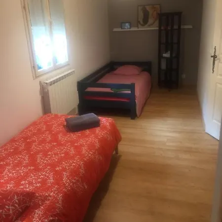 Au Ronfleur Nocleg ze śniadaniem Bagnères-de-Bigorre